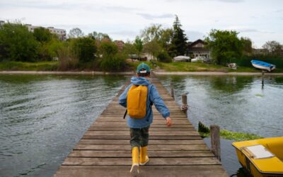 Bezpieczeństwo nad wodą – zasady dla wycieczek szkolnych nad jeziora i morze