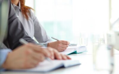 Obowiązkowe szkolenia dla opiekunów wycieczek – gdzie i kiedy je odbywać?